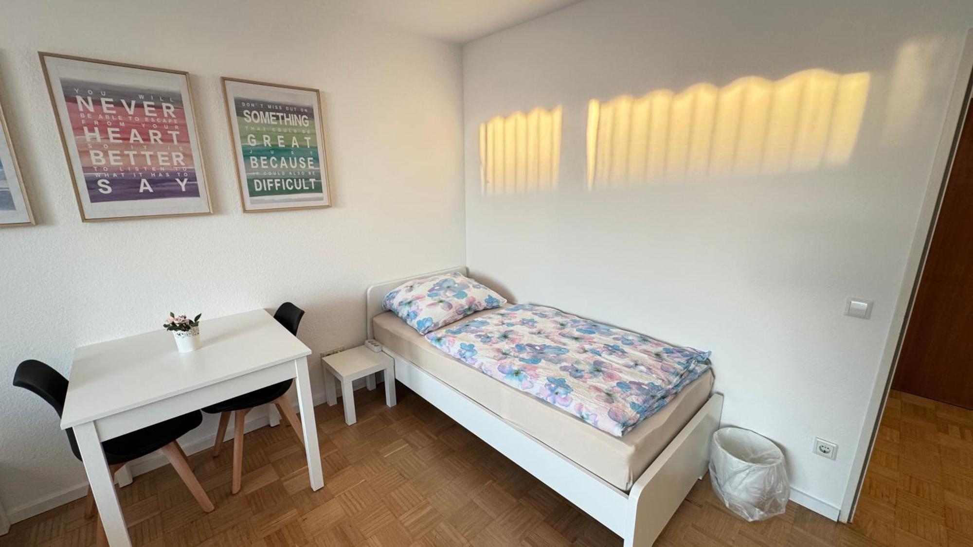 Monteur & Messezimmer Ratingen-Duesseldorf Luaran gambar
